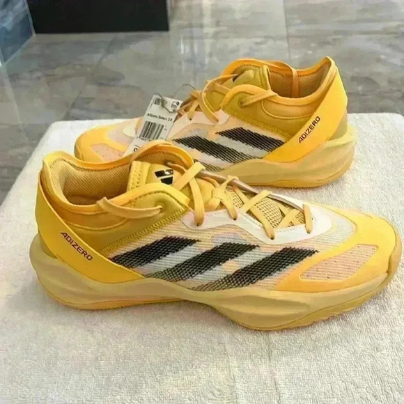 ADIDAS ADIZERO CANARY YELLOW SIZE 10.5 NEW - Picture 1 of 7